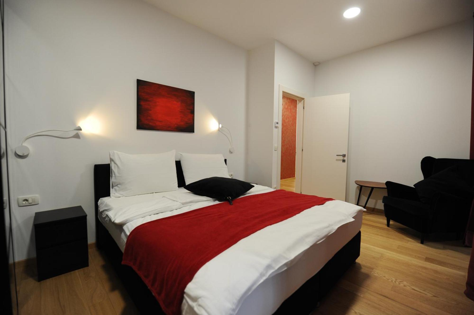 Argo Apartments Ljubljana Luaran gambar